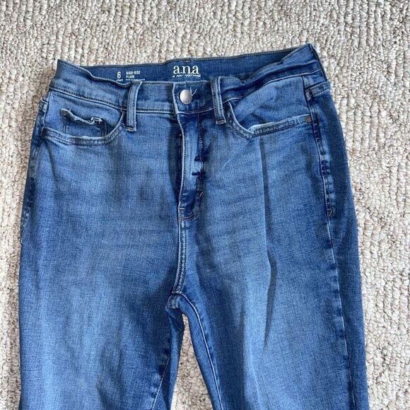 ANA High Rise Flare Stretch Short Womens Jeans Blue Size 6 - Picture 2 of 4